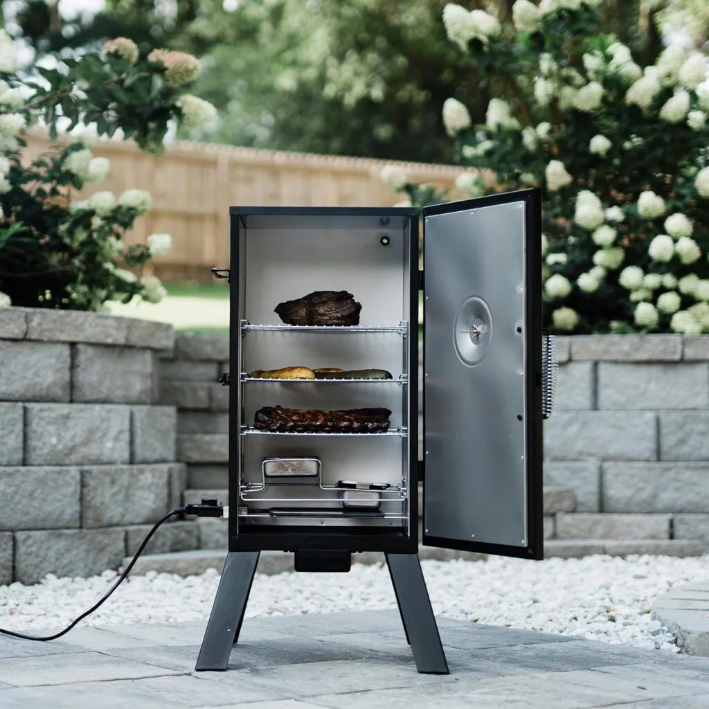 Masterbuilt MB20070210 Analog Electric Smoker with 3 Smoking Racks, 30 inch, Black