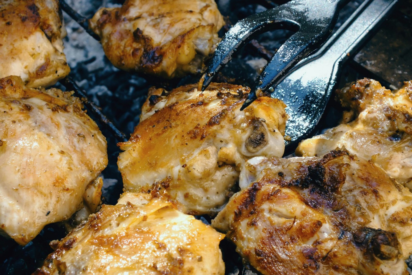 What Is A Rotisserie Attachment And How Does It Work?