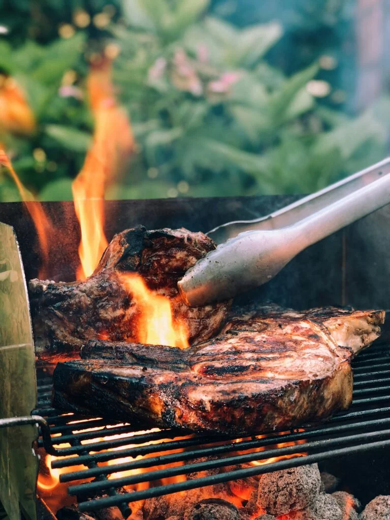 What Is The Difference Between Gas And Charcoal Grills?