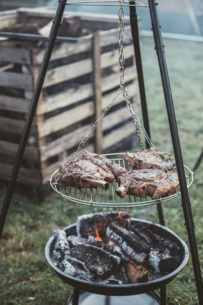 How Do You Light A Charcoal Grill Without Lighter Fluid? How Do You Light A Charcoal Grill Without Lighter Fluid?