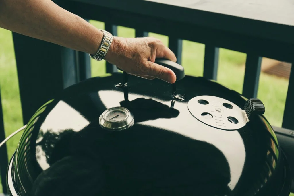 How Do You Light A Charcoal Grill Without Lighter Fluid? How Do You Light A Charcoal Grill Without Lighter Fluid?