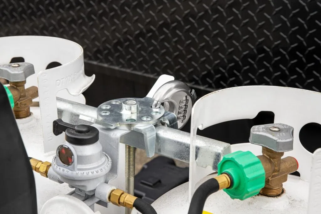 Camco Double Propane Tank Locking Device | Safely Secures (2) Propane Tanks to Your RV for Theft Prevention | Lock Included | Works with Conventional and Airstream Setups (40590)