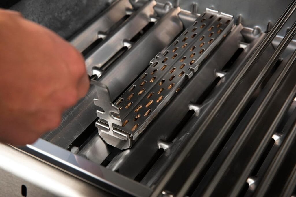 Broil King 60181 Pellet Smoker Tube, Stainless Steel Broil King 60181 Pellet Smoker Tube, Stainless Steel