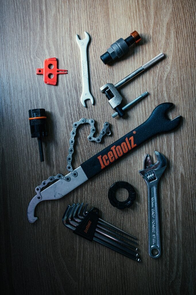 What Should Be In A Grill Tool Set?